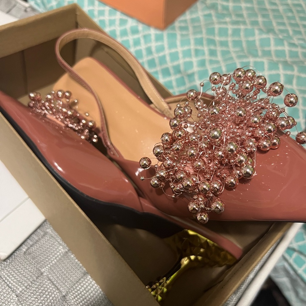 Point toe heels - Picture 5 of 5